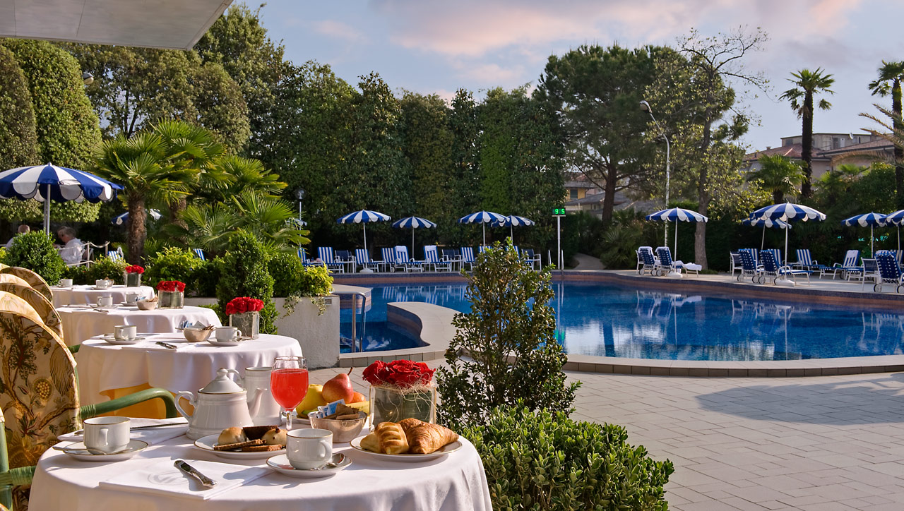 Das Pool-Restaurant im Wintergarten